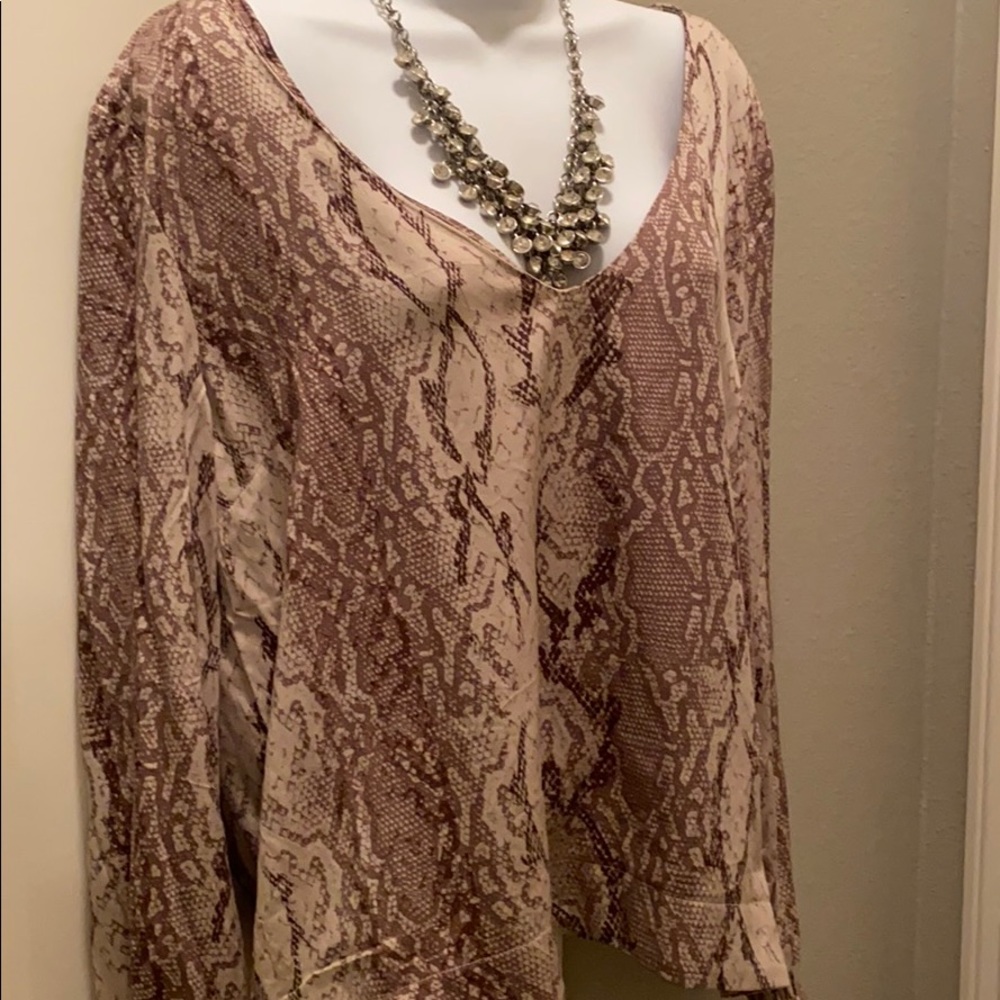 JUSTFAB Python Printed Blouse - Picture 3 of 4